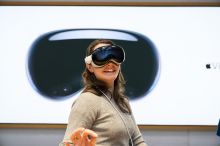 Apple u jablíčkářů zjišťuje, jak si Vision Pro stojí proti konkurenci