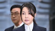 V Koreji obvinili bývalou první dámu z korupce a expremiéra z napomáhání vzpouře