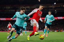 Zlomená srdce Vlků, Krejčí terčem nebývalé kritiky. Zničený Čech už se těší na únik