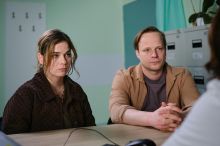 Křehký Tanec s medvědem. Do kin se chystá silný film o těžké rodičovské volbě