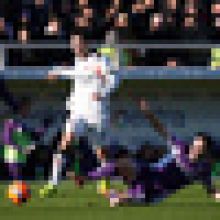 AC Milán opět v závěru odvrátil porážku, Inter může vést o pět bodů