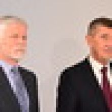 Pavel žádá nového kandidáta za Turka, Babiš odmítá na Motoristy tlačit