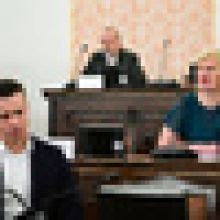 Trojice kandidátů na dětského ombudsmana se představila na slyšení ve Sněmovně