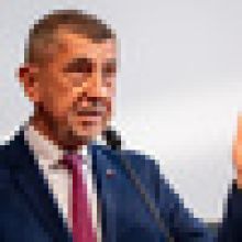 Francouzští státní zástupci ještě nezačali rozhodovat, zda stíhat Babiše