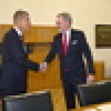 Fiala vyzval Babiše k obnově spolufinancování dodávek munice pro Ukrajinu