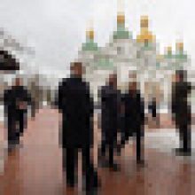 Ukrajina si připomíná čtvrté výročí ruské invaze, Moskva v ní plánuje pokračovat