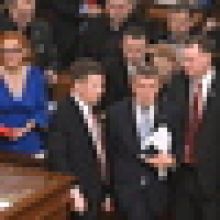 Sněmovna Babiše ani Okamuru k stíhání nevydala