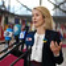 EU musí do neděle rozhodnout o prodloužení sankcí, Maďaři a Slováci jsou proti