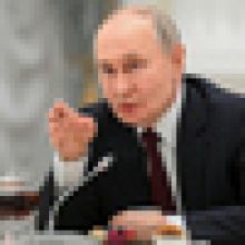 Putin získá právo poslat armádu do zemí věznících Rusy