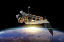 Kusy satelitu NASA se řítí k Zemi. Některé trosky mohou dopadnout na povrch