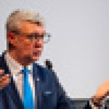 Havlíček se ve středu setká v Praze se Sakovou, řešit budou ropovod Družba