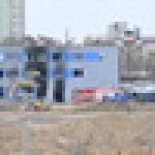 Halu LPP Holding páteční požár zničil, strhnout asi bude nutné i druhý objekt