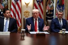 Rubio s Hegsethem čelí posměchu. Íránci je přirovnali ke slavným československým postavičkám