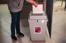 Průzkum: Volby v dubnu by vyhrálo ANO, Motoristé mimo Sněmovnu