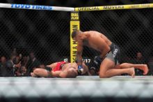 Procházka titul v UFC nezískal, Ulberg jej knokautoval v 1. kole