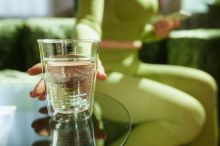 Celý život jsme počítali sklenice zbytečně. Pravda o pitném režimu je jinde