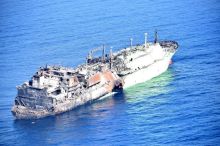 Útok na ruský stínový tanker ukazuje na „tajnou“ dohodu. Opuštěná loď může způsobit katastrofu