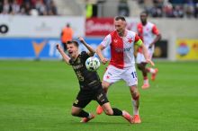 Slavia vybouchla v Hradci, Bořil byl po zkratu vyloučen. Liga dostala novou zápletku