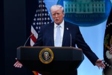 Americké námořnictvo zaútočilo na loď s íránskou vlajkou