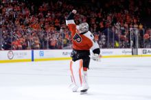 Vladař čistým kontem podpořil postup Flyers přes Pittsburgh