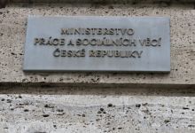 MPSV vidí tři varianty řešení penzí náročných profesí