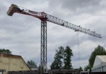 V Brně se nalomilo rameno jeřábu, evakuovaných lidí jsou desítky včetně 61 dětí
