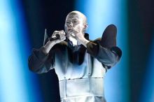 Ve finále Eurovize se utká 25 zemí. Soutěži předcházela protiizraelská demonstrace