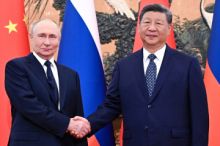 Putin přicestuje na návštěvu Číny, vlastní jednání bude mít ve středu