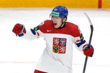 Nový Gudas? Může být náš šerif, říká trenér o Alscherovi. Jeho rodina má psí spřežení
