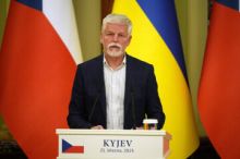 Do české muniční iniciativy přispívá devět zemi, loni jich bylo 18, řekl Pavel