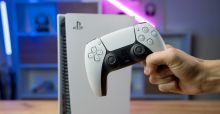 Hráči pozor! Alza spustila obří slevovou akci na PS5, notebooky i herní příslušenství