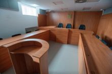 Soud uložil vyšetřovatelce trest 40.000 Kč za to, že neuvěřila oběti znásilnění