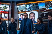 Den odhalení hledá víru v lidstvo. Finále nového Spielbergova filmu je dechberoucí