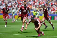 Fotbalisté Kataru proti Švýcarsku gólem v závěru získali první bod na MS