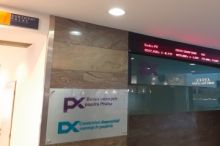 Pražská burza navázala na páteční růst, koruna posílila k dolaru