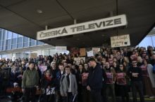 Iniciativa Veřejnoprávně ohlásila v reakci na krok vlády výstražnou stávku