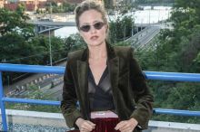 Módní večer s výhledem na Prahu: Smetana vsadila na průsvitnou košili, Lenny na odvážné body