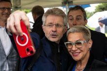 „Nikdo nemá Senát na doživotí.“ Kupka o sledovaném souboji mezi Peckovou a Smoljakem