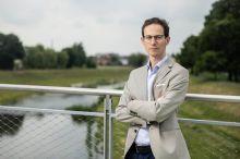 Od noblesní zábavy aristokratů k fanouškovským rvačkám mezi dělníky. Jaké byly počátky fotbalu v Čechách