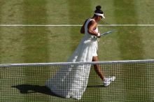 Muchová - Ósakaová. Češka hraje o semifinále Wimbledonu, drama první sady míří do finiše