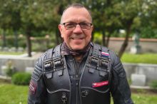 Policie vykázala Foldynu z domu. Co to znamená a proč mu zabavila i zbraně?