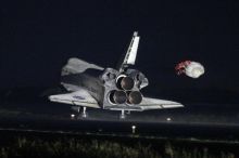 Chtěli vesmírný taxík, dostali drahý kompromis. Před 15 lety skončila éra raketoplánů