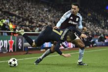 Chelsea udělala z Rogerse nejdražšího britského fotbalistu