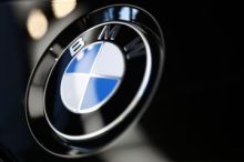 Zisk automobilky BMW kvůli vývoji v Číně a na Blízkém východě klesl o 35 procent