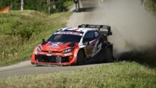 Finskou rallye vede po 1. etapě Ogier, Toyota má první čtyři místa