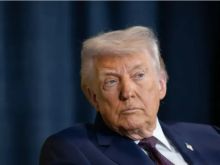 Donald Trump mezi dárci naznačil, koho si přeje za svého nástupce