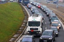 Nízkoemisní zóny nestačí. Evropské metropole zvažují úplný zákaz vjezdu autům