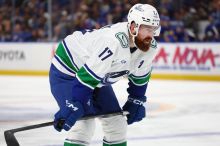 Přestaňte ho tak ždímat, brání v NHL českého beka. A objevují jeho superschopnost