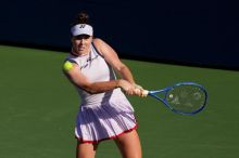 Nosková přežila noční můru a je v osmifinále. Muchová je smutnou senzací US Open