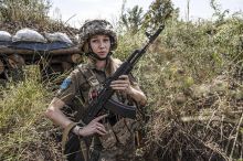 Ukrajinský exministr chce víc žen v armádě. Prozradil, v čem mají nad muži navrch